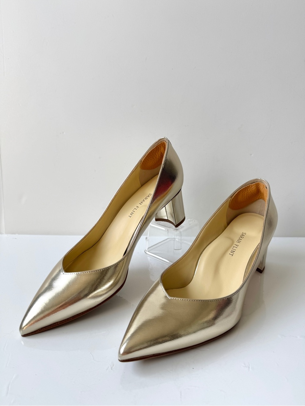 Sarah Flint The Perfect Emma Point Toe Block Heel Pumps in Gold Saffiano Size 11